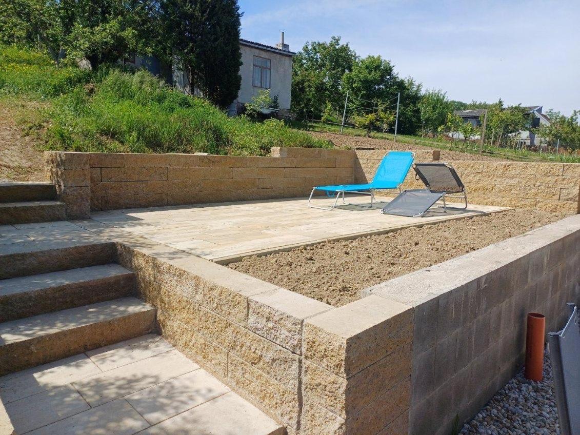 Prazdninovy Dum Na Palave S Vinnym Sklepem Milovice  Ngoại thất bức ảnh